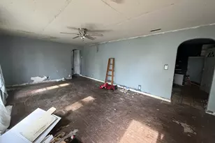 1111 N McKinley Ave, Rensselaer, IN 47978 - Photo 2
