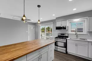 561 Eastwood Dr, Lowell, IN 46356 - Photo 8
