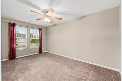 2950 Daintree Way, Valparaiso, IN 46385 - Photo 12