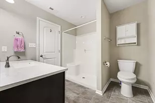 2950 Daintree Wy, Valparaiso, IN 46385 - Photo 10