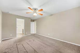2950 Daintree Wy, Valparaiso, IN 46385 - Photo 8