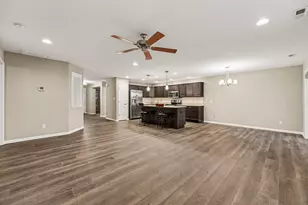 2950 Daintree Wy, Valparaiso, IN 46385 - Photo 6