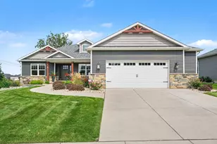 1002 Oak Grove Ct, Crown Point, IN 46307 - Photo 2