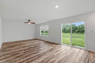 624 Ensign Pl, Hebron, IN 46341 - Photo 14