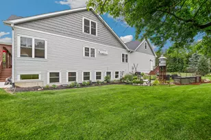 410 E 665 N, Valparaiso, IN 46383 - Photo 4