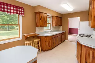 216 Lawndale Pl, Michigan City, IN 46360 - Photo 12