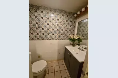 4457 E 6th Avenue, Gary, IN 46403 - Photo 14