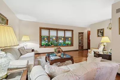 428 Pickwick Place, Valparaiso, IN 46385 - Photo 8