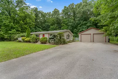 6477 N 450 W, La Porte, IN 46350 - Photo 2