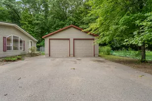 6477 N 450 W, La Porte, IN 46350 - Photo 10