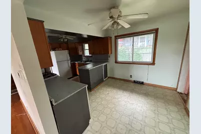 7447 California Avenue, Hammond, IN 46323 - Photo 6