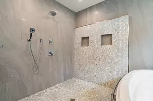 326 W Houghton Dr, Valparaiso, IN 46385 - Photo 40