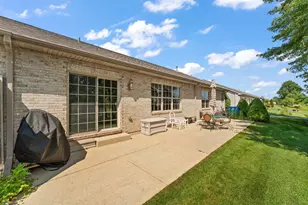901 Veterans Ln, Crown Point, IN 46307 - Photo 24