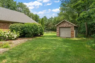 11057 Pleasant Grove Dr, Wheatfield, IN 46392 - Photo 38