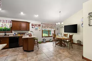 11057 Pleasant Grove Dr, Wheatfield, IN 46392 - Photo 14