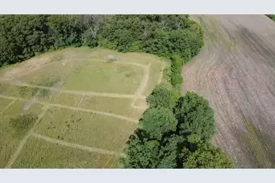 1748 E County Rd 900 N, Wheatfield, IN 46392 - Photo 16