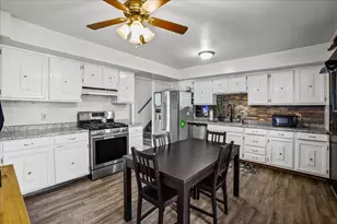 122 N Elmer St, Griffith, IN 46319 - Photo 6