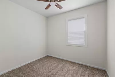 4171 W 39th Avenue, Hobart, IN 46342 - Photo 12