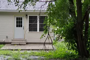 303 E Washington St, Kentland, IN 47951 - Photo 18