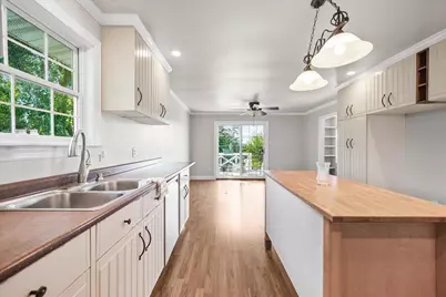 534 Robyn Road, Valparaiso, IN 46385 - Photo 6