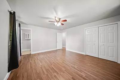 534 Robyn Road, Valparaiso, IN 46385 - Photo 12