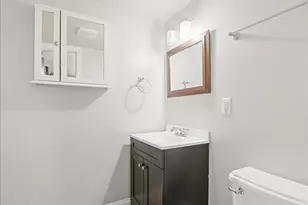 534 Robyn Rd, Valparaiso, IN 46385 - Photo 16