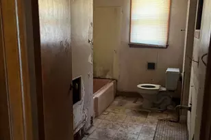 4766 Pennsylvania St, Gary, IN 46409 - Photo 12