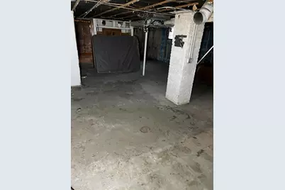 2037 Delaware Street, Gary, IN 46407 - Photo 10