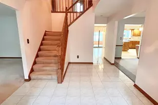 1429 Lakeview Dr, Schererville, IN 46375 - Photo 10