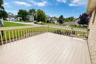 1429 Lakeview Dr, Schererville, IN 46375 - Photo 24