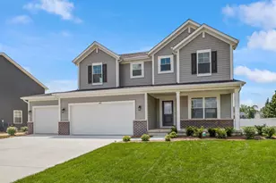 463 E 130th Ave, Crown Point, IN 46307 - Photo 2