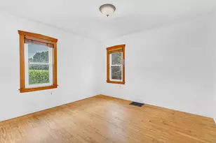 502 S 250 W, Valparaiso, IN 46385 - Photo 16