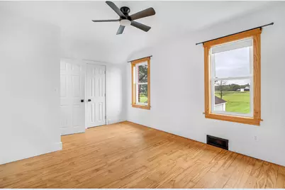 502 S 250 W, Valparaiso, IN 46385 - Photo 18