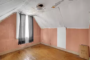 221 S Woodland Ave, Michigan City, IN 46360 - Photo 16