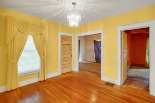 221 S Woodland Ave, Michigan City, IN 46360 - Photo 6