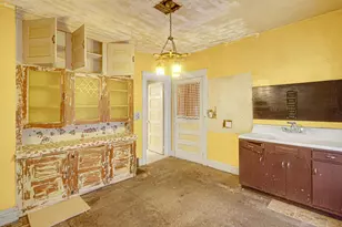 221 S Woodland Ave, Michigan City, IN 46360 - Photo 8