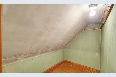 221 S Woodland Avenue, Michigan City, IN 46360 - Photo 14