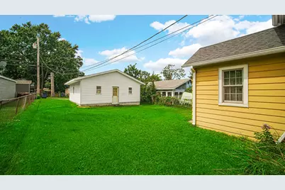 221 S Woodland Avenue, Michigan City, IN 46360 - Photo 20