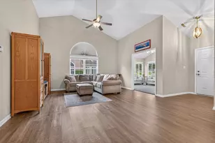 10993 Elkhart Pl, Crown Point, IN 46307 - Photo 2