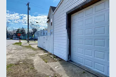 1214 E Michigan Boulevard, Michigan City, IN 46360 - Photo 6