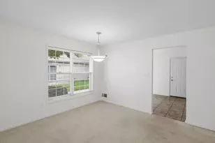 2175 Ramblewood Dr, Highland, IN 46322 - Photo 10