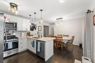 7901 Catalpa St, Dyer, IN 46311 - Photo 6