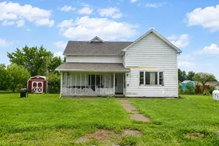 766 W Park Rd, Monon, IN 47959 - Photo 1