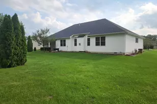 325 Forsythia St SE, Demotte, IN 46310 - Photo 2