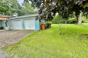 612 S West St, Winamac, IN 46996 - Photo 14