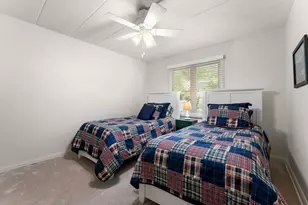 2511 E Lakeshore Dr, Crown Point, IN 46307 - Photo 16