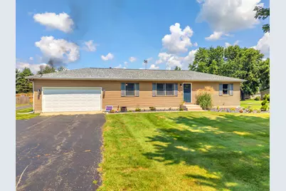 383 W State Road 8, Hebron, IN 46341 - Photo 2