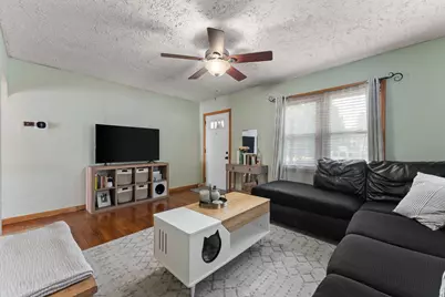 1045 177th Place, Hammond, IN 46324 - Photo 4