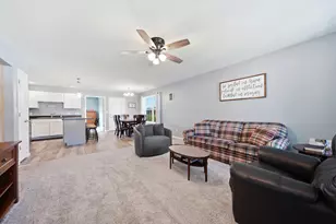 521 Blackstone Ct, Kouts, IN 46347 - Photo 4