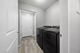 521 Blackstone Ct, Kouts, IN 46347 - Photo 18